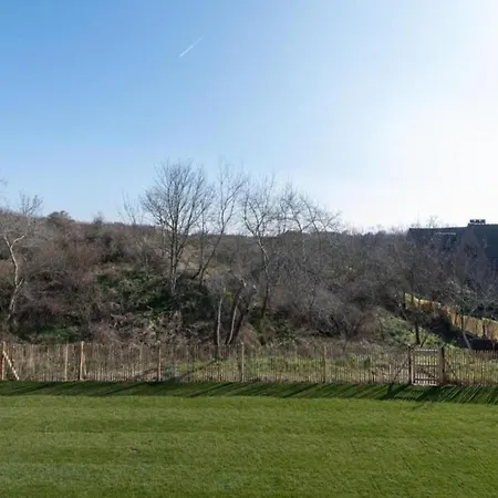 In Near The شقة نيوبورت