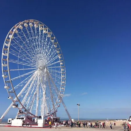 شقة In Near The نيوبورت